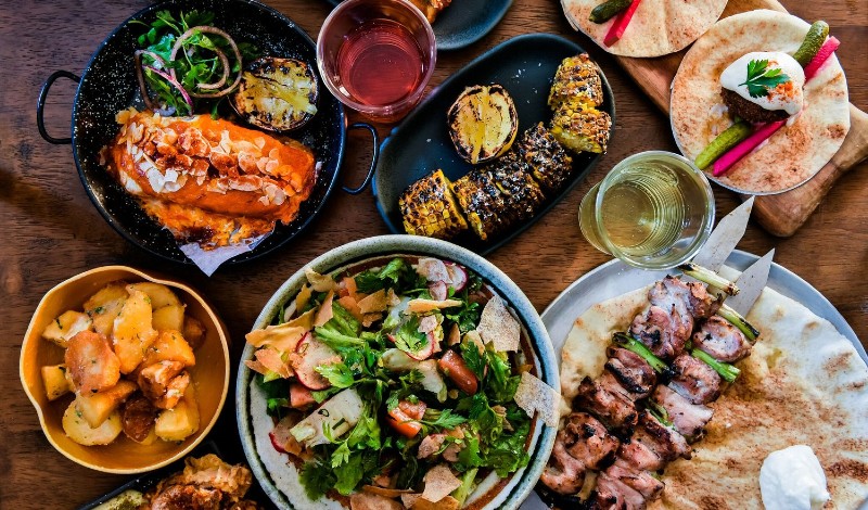 افضل 10 مطاعم غداء الرياض ننصحك بها