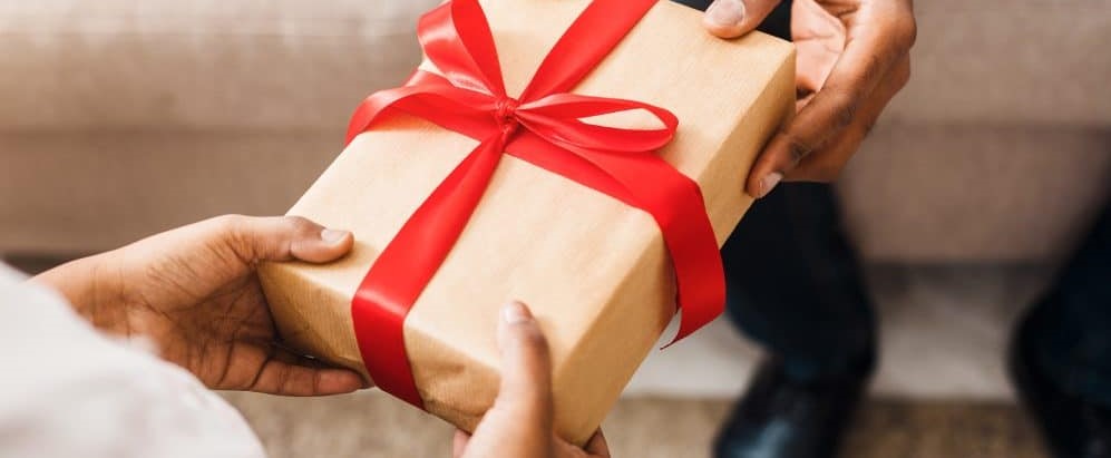 مميزات مشروع صنع الهدايا.. الاستدامة ودعم الاقتصاد المحلي