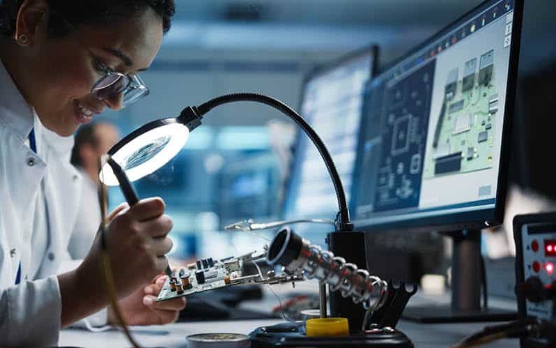 دراسة جدوى مركز صيانة الأجهزة الإلكترونية.. فرصة ربح مضمونة