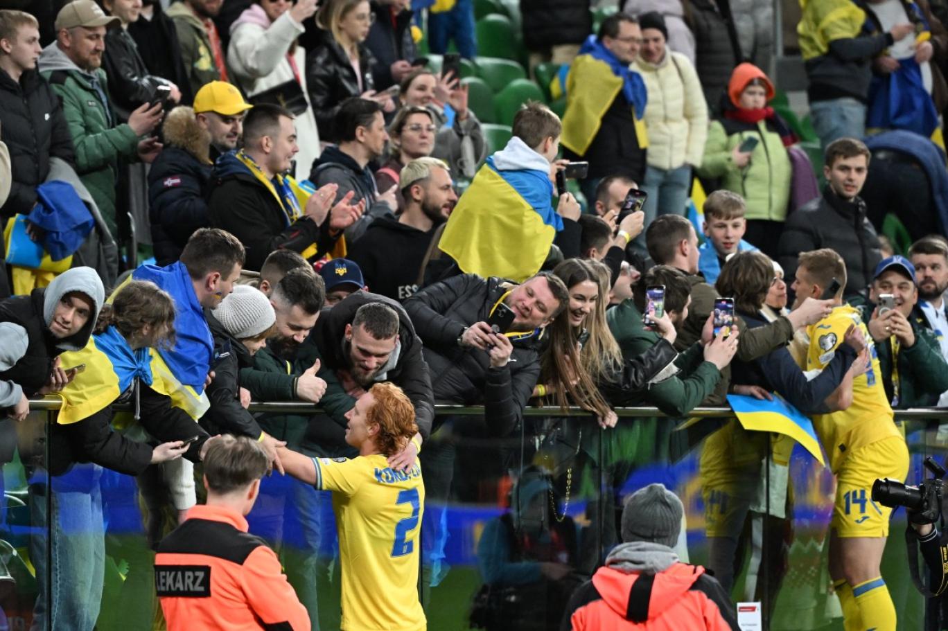 3 مباريات فاصلة ملحمية تكمل مقاعد 