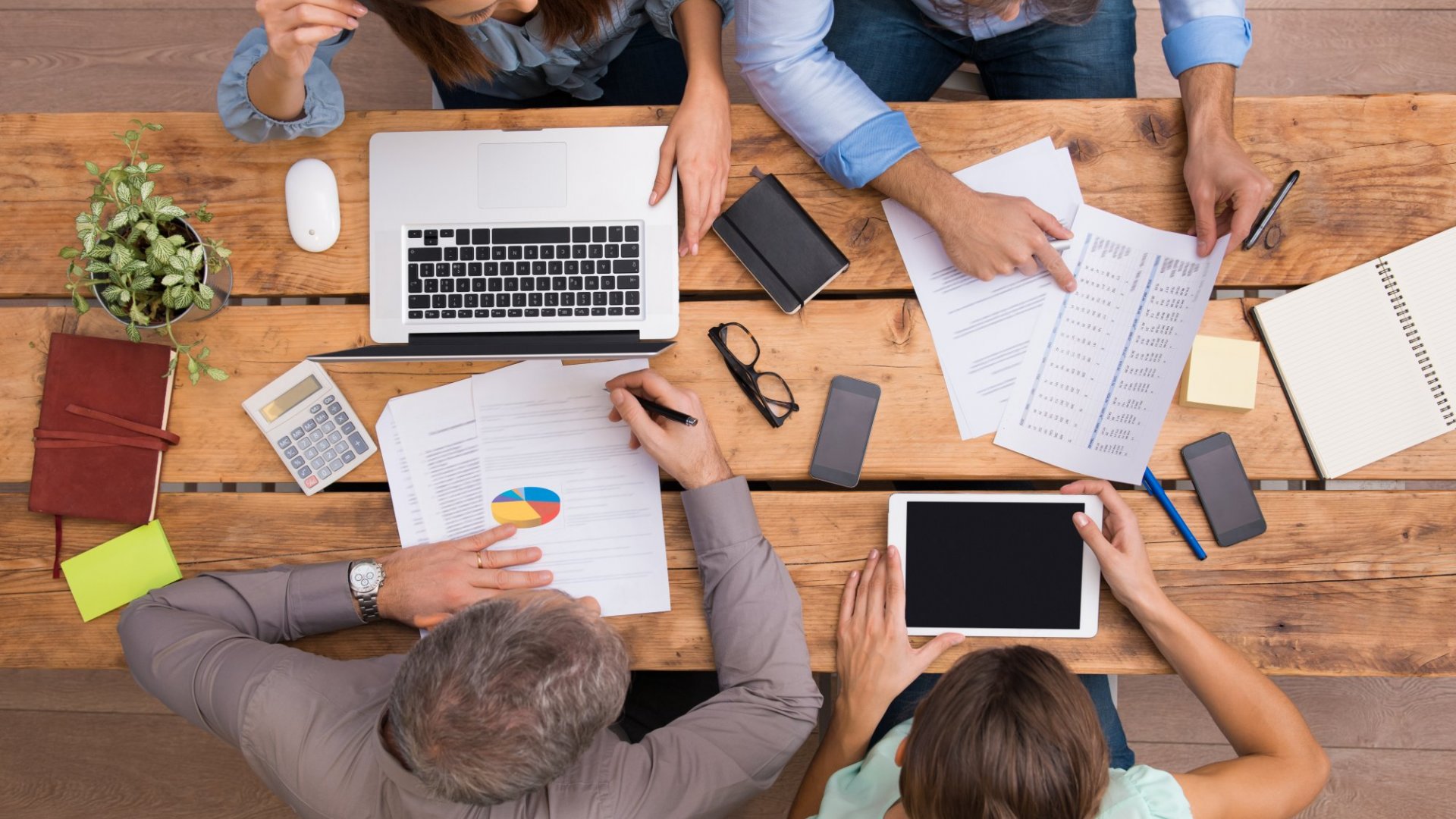 مكتب محاماة فى الخبر | القانون التجاري